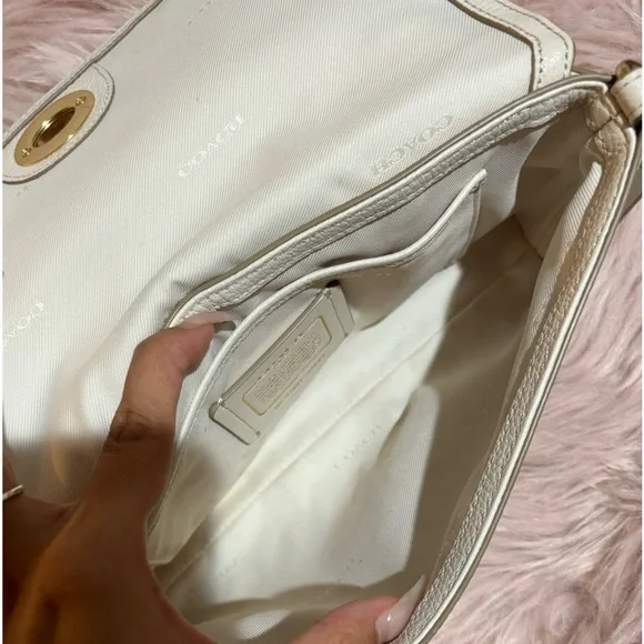 Coach turn lock purse - Picture 5 of 6